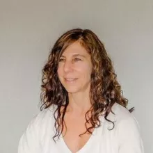 Sandra Saiontz - Sound healing with bowls, bells and tingshas